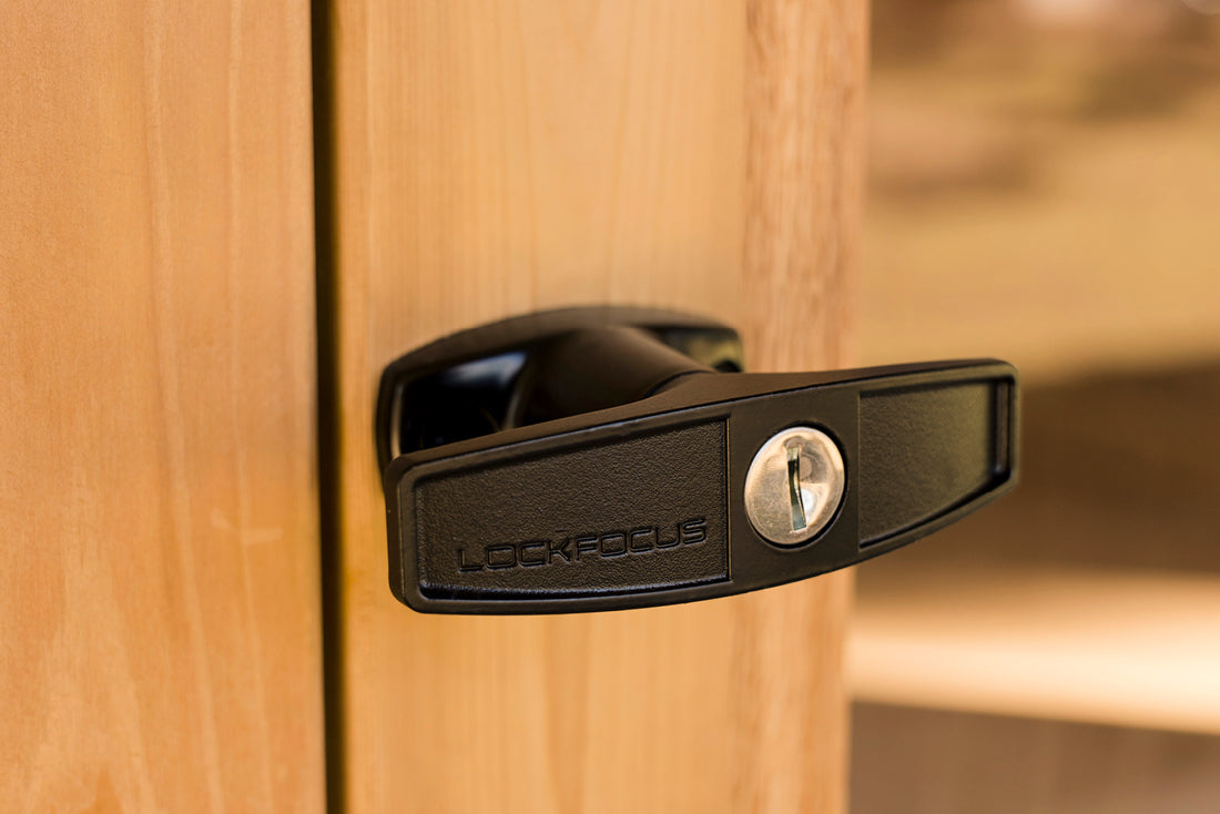 Conifer 8x16 Cedar Timber Classic Studio