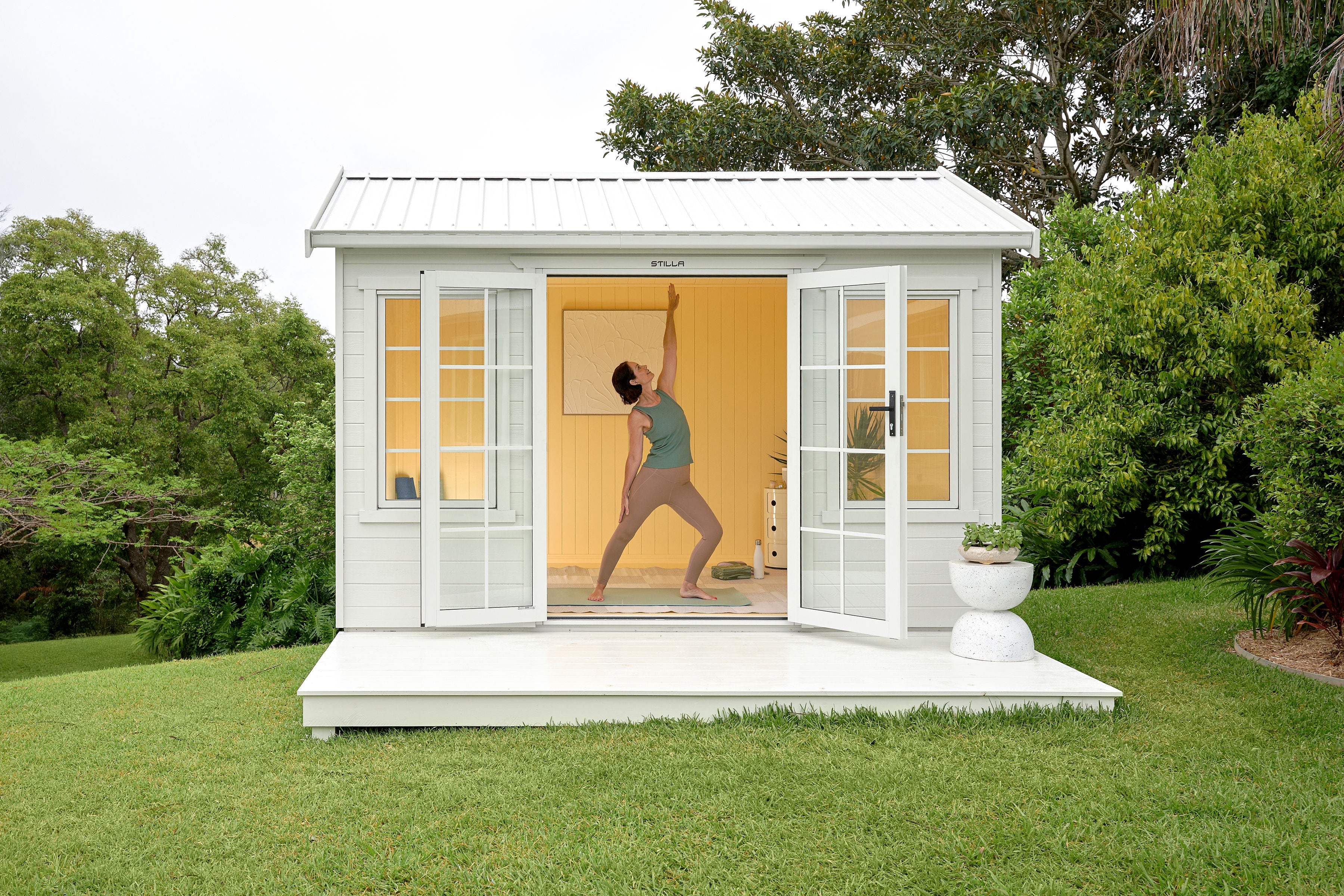 CEDARWOOD studio CITIE’S CLUB WIDE Kensington 12x10 Cedar Timber Designer Studio