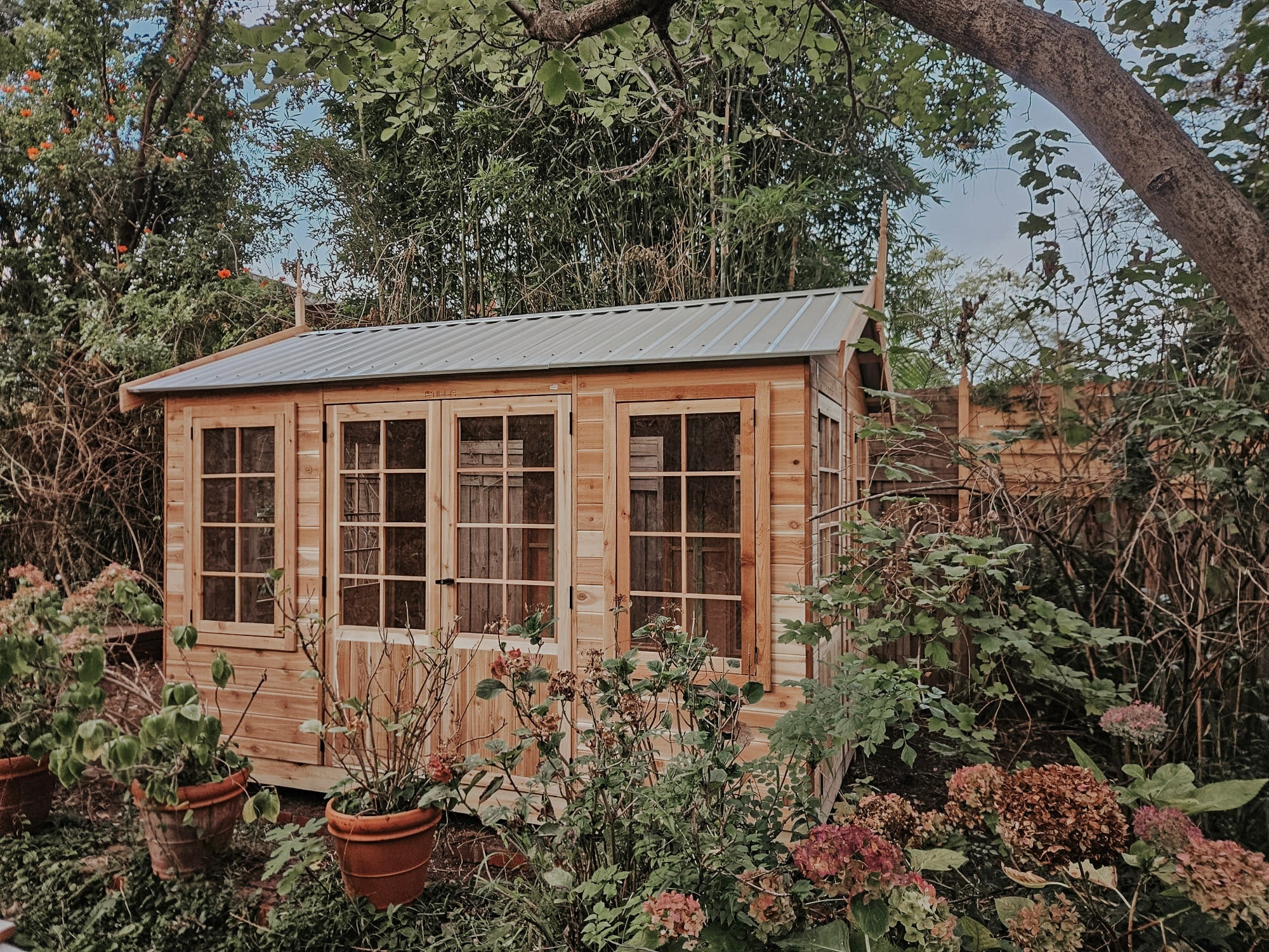 Jarrah 12x10 Cedar Timber Classic Studio